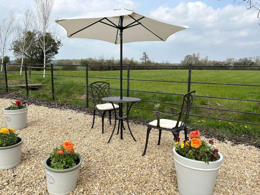 Вилла The Loft At The Croft - Stunning Rural Retreat Perfect For Couples & Dogs Leigh  Экстерьер фото